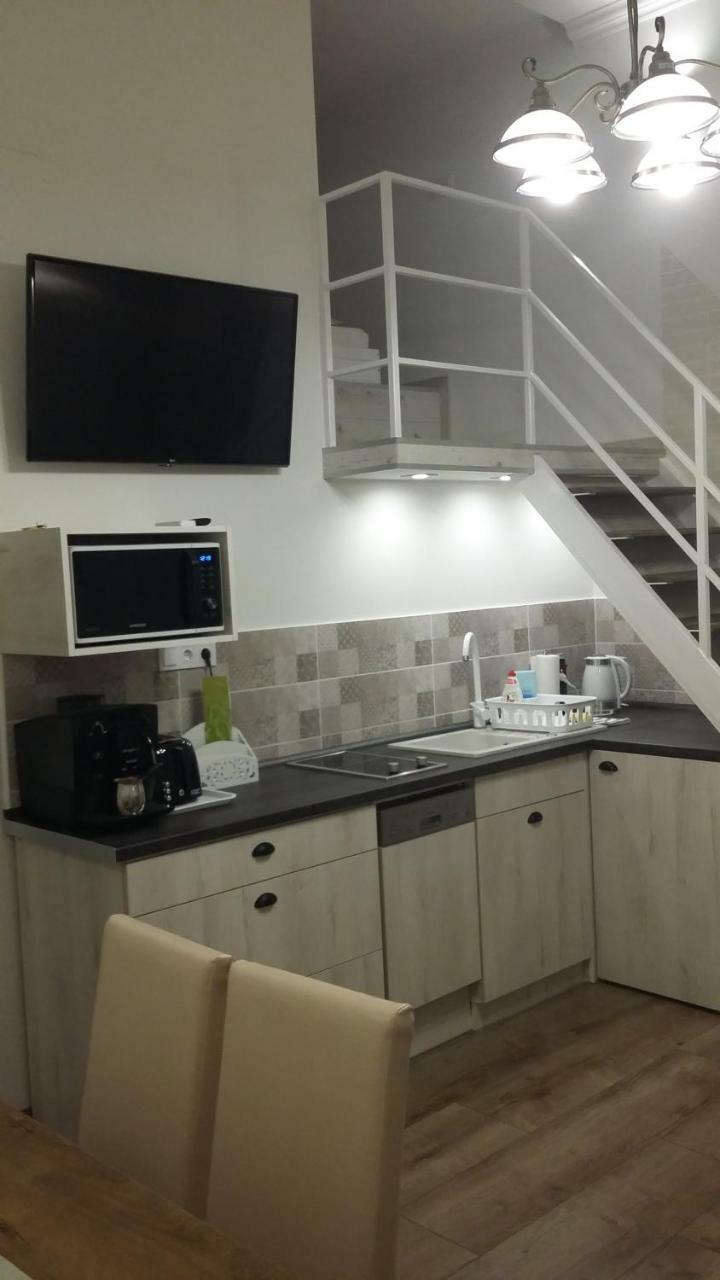 Kossuth Apartmanok Дебрецен Экстерьер фото